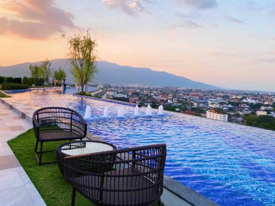 New & Cozy 2 Bedroom @ The Astra Sky River Chiang Mai Eksteriør bilde
